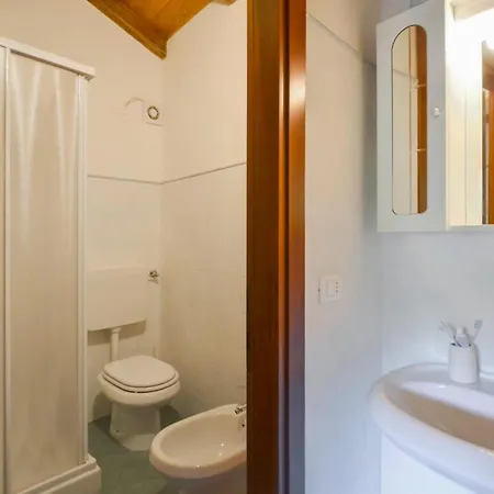 Дом отдыха 1 Bedroom Gorgeous In *